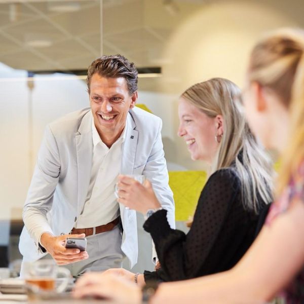 medewerkers de jong en laan