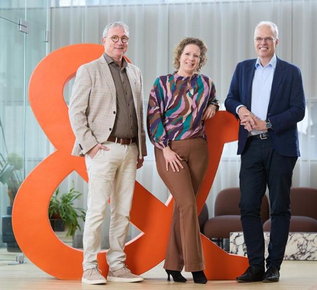 mensen bij ampersand